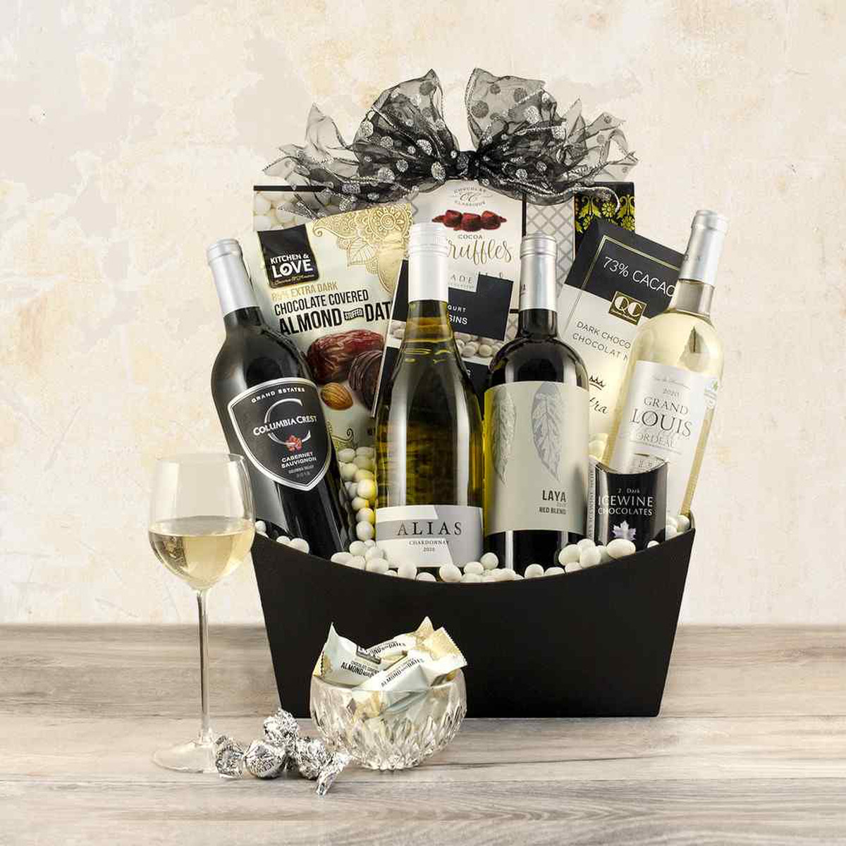 Wine Lovers Collection Gift Basket